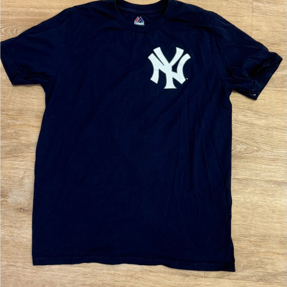 Majestic Navy Blue Yankees Logo Tee
